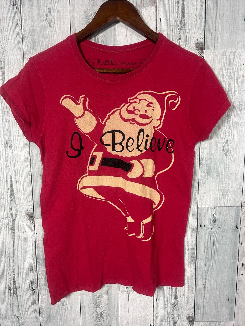 L.O.L. Vintage Red Santa I Believe Christmas Graphic Tee L Holiday Retro Cotton